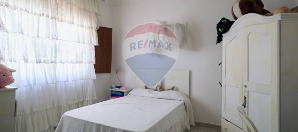 4 bedrooms Villa in Rome, Italy No. 64122 35