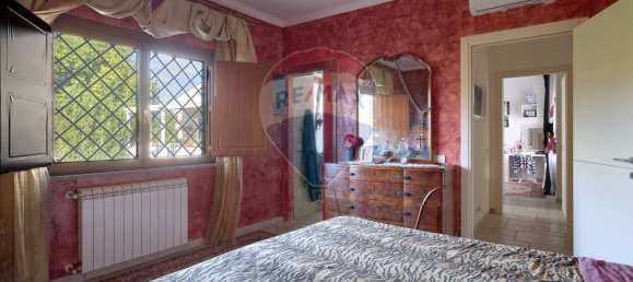 4 bedrooms Villa in Rome, Italy No. 64122 45