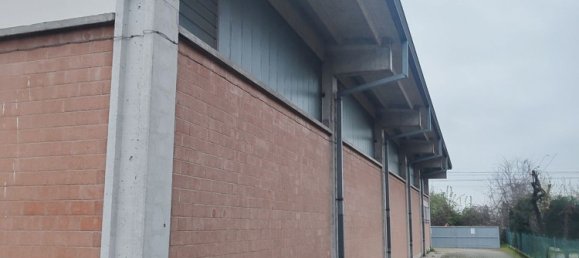 Склад 1000м² в Реджо Эмилия, Италия № 18215 2