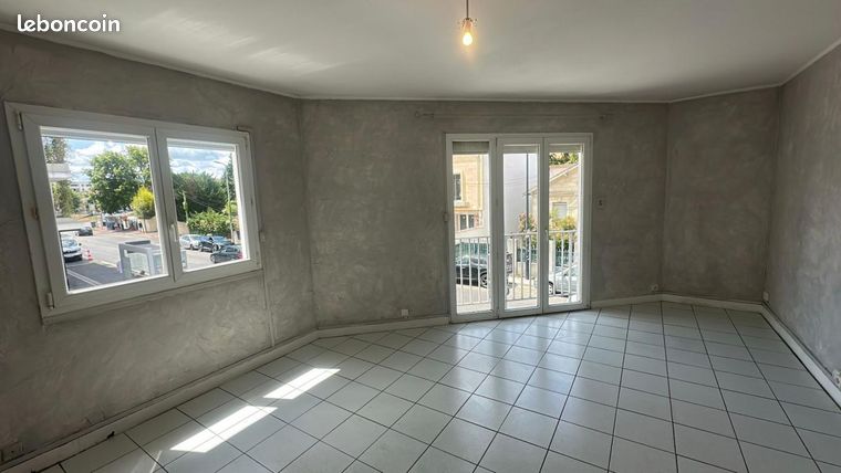 2 Schlafzimmer Wohnung in Talence, France, Nr. 286335