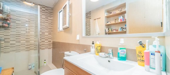 2 chambres Appartement à Collado Villalba, Spain No. 154302 9