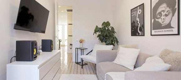 2 bedrooms Apartment in Sant Marti, Spain No. 136463 2