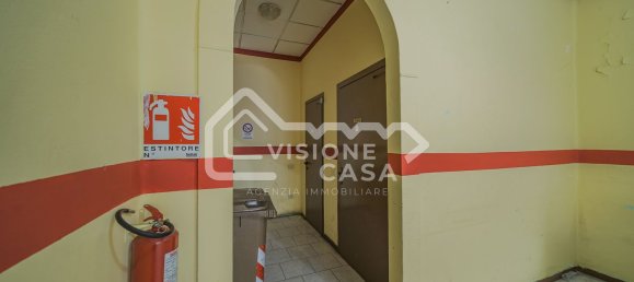 90m² Commercial property in Reggio Emilia, Italy No. 306391 8
