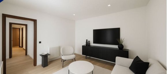 1 bedroom Apartment in Madrid, Spain No. 166123 6