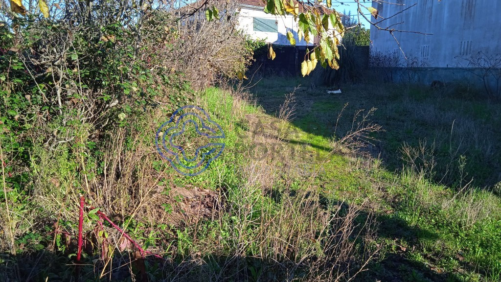 528m² Land in Povoa de Varzim, Portugal No. 36155