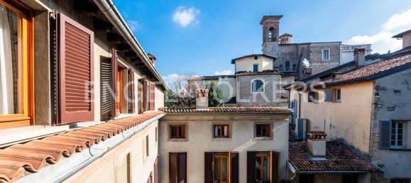 5 rooms Apartment in Bergamo, Italy No. 105182 27