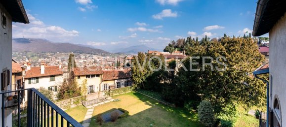 5 rooms Apartment in Bergamo, Italy No. 105182 7