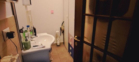 4 bedrooms Apartment in Nichelino, Italy No. 315381 12