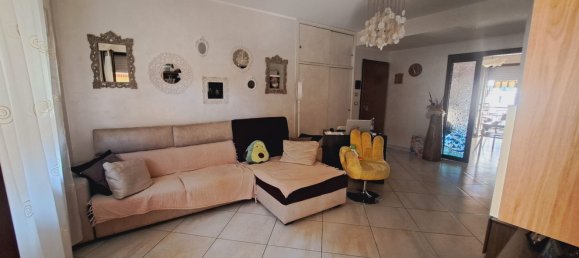 4 bedrooms Apartment in Nichelino, Italy No. 315381 10