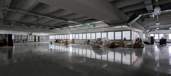 5670m² Warehouse in Cinisello Balsamo, Italy No. 10771 3