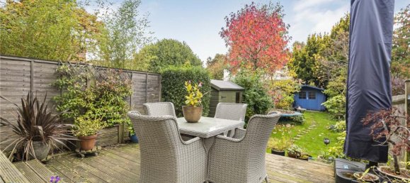 5 bedrooms House in London, United Kingdom No. 6464 4