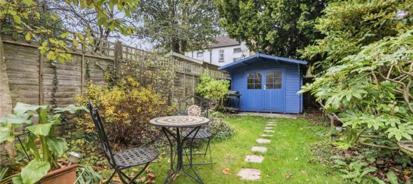 5 bedrooms House in London, United Kingdom No. 6464 18