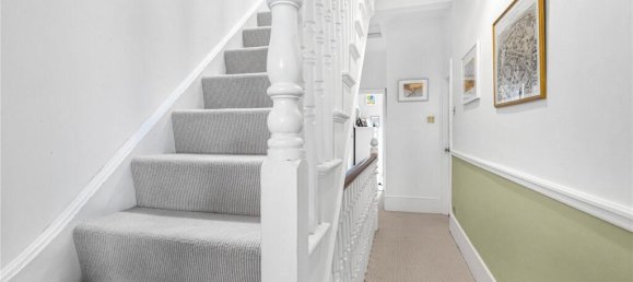 5 bedrooms House in London, United Kingdom No. 6464 13