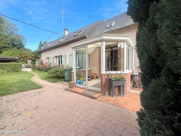 4 bedrooms House in Meru, France No. 301359