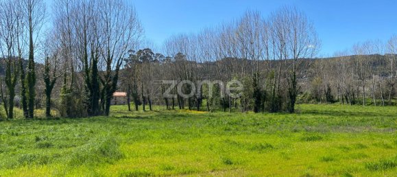 25000m² Land in Guimaraes, Portugal No. 34484 4