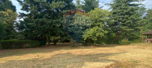 3 Schlafzimmer Haus in Meina, Italy, Nr. 379877 8