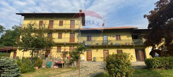 3 Schlafzimmer Haus in Meina, Italy, Nr. 379877 5