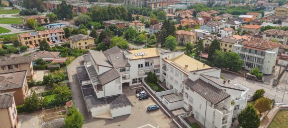 2 bedrooms Apartment in Mantua, Italy No. 323477 39