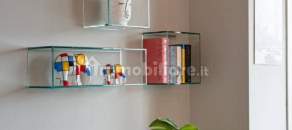 2 bedrooms Apartment in Mantua, Italy No. 323477 4