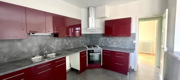 4 bedrooms House in La Riche, France No. 249719 6