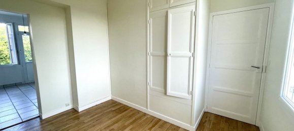 4 bedrooms House in La Riche, France No. 249719 2