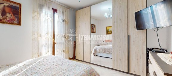 Apartamento de 2 habitaciónes en Carpi, Italy No. 169491 10