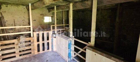 3 bedrooms House in Esino Lario, Italy No. 260127 12