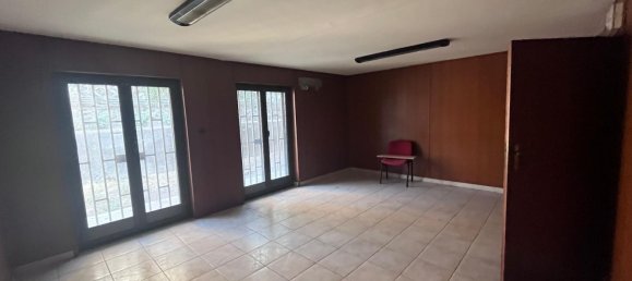 4-salle Appartement à Aci Catena, Italy No. 299555 3