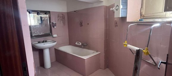 4-salle Appartement à Aci Catena, Italy No. 299555 10