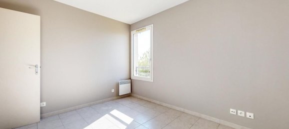 2 bedrooms Apartment in Marseille, France No. 339833 6