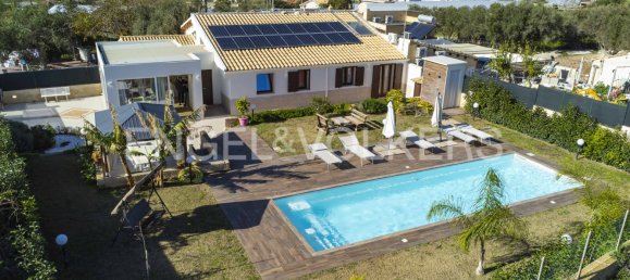 2 bedrooms Villa in Scicli, Italy No. 176192 4