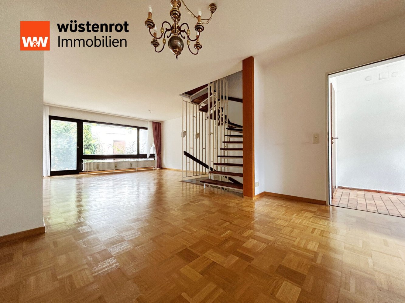 4 غرف نوم تاون هاوس في Ludwigsburg, Germany رقم 295420