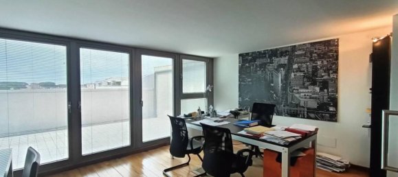 Studio in Viareggio, Italy No. 32093 10