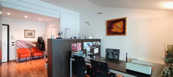 Studio in Viareggio, Italy No. 32093 7