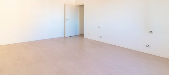 2-Zimmer Wohnung in Corsico, Italy, Nr. 330387 13