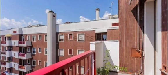 3 bedrooms Apartment in Milan, Italy No. 374194 36