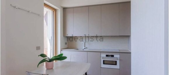 3 bedrooms Apartment in Milan, Italy No. 374194 34