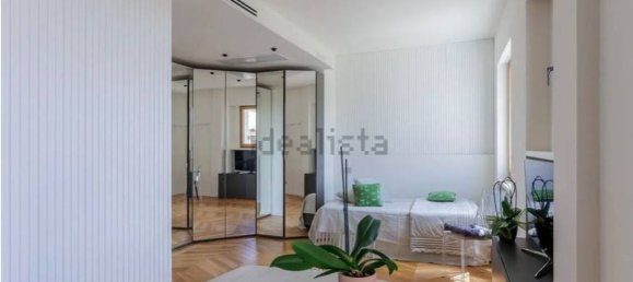 3 bedrooms Apartment in Milan, Italy No. 374194 32