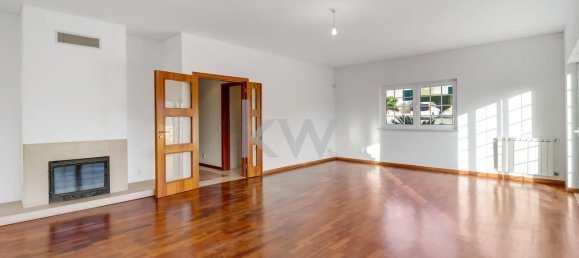 4 chambres Maison à Cascais, Portugal No. 51139 2