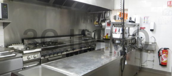 Imóvel comercial em Anduze, France N.º 197107 2