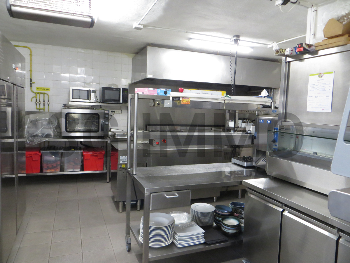 Imóvel comercial em Anduze, France N.º 197107