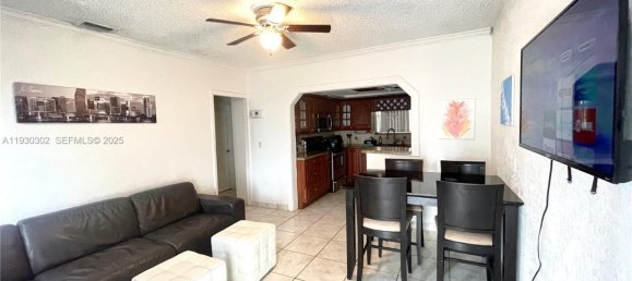 4 bedrooms Villa for sale in Miami, Miami-Dade, Florida, USA № 614728 3