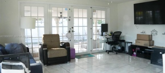4 bedrooms Villa for sale in Miami, Miami-Dade, Florida, USA № 614728 6