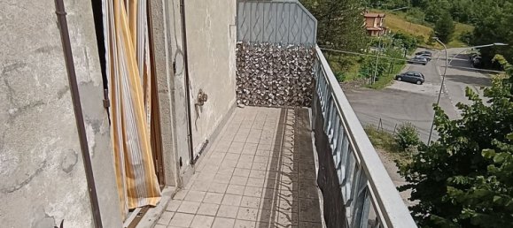 3 rooms Apartment in Lizzano in Belvedere, Italy No. 280377 7