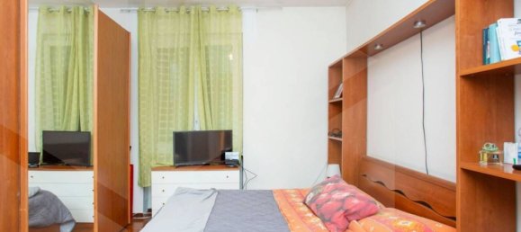2 rooms Apartment in Milan, Italy No. 241524 6