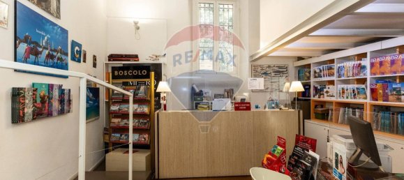 Офис с 7 комнатами в Милан, Италия № 245812 25