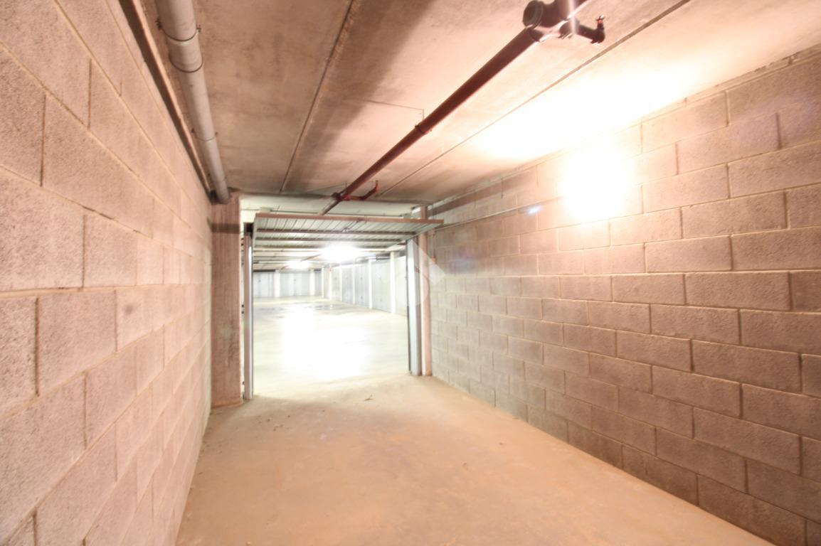 1 room Garage in Rovato, Italy No. 24401