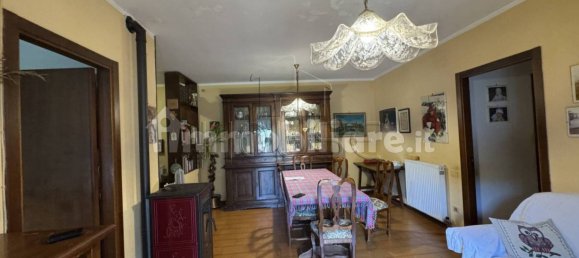 Apartamento de 3 dormitorios en Città di Castello, Italy No. 258932 5