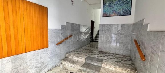 4 bedrooms Apartment in Catania, Italy No. 323900 3