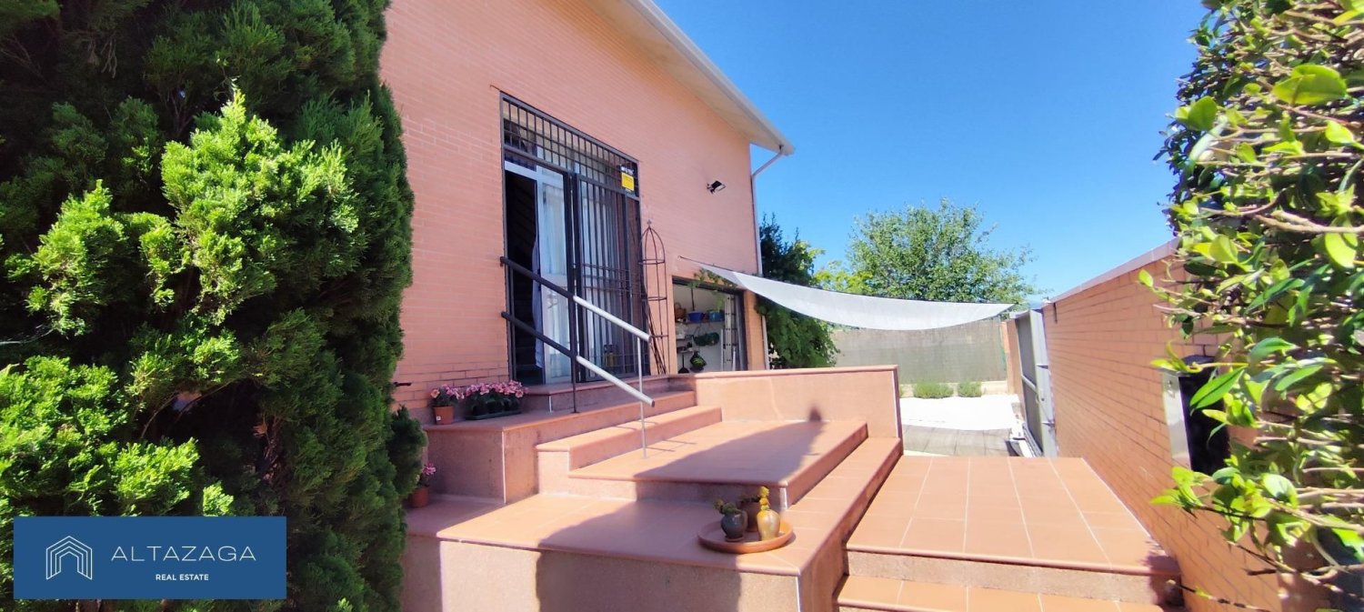 4 غرف نوم منزل في Valdetorres de Jarama, Spain رقم 212411